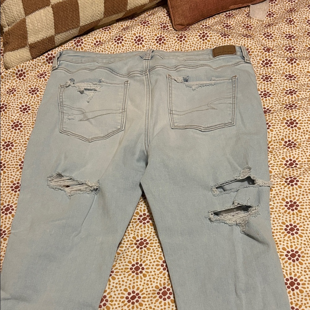 American Eagle Outfitters Light Blue Distressed Boyfriend Jeans - Picture 5 of 6